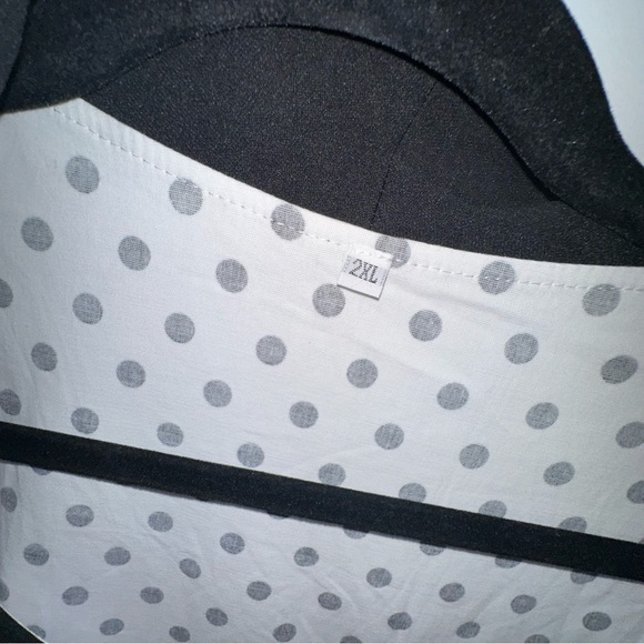 1950’s Inspired Black and White Polka Dot Dress - Picture 3 of 7